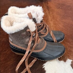 Maurices Brown and Black Winter Boots